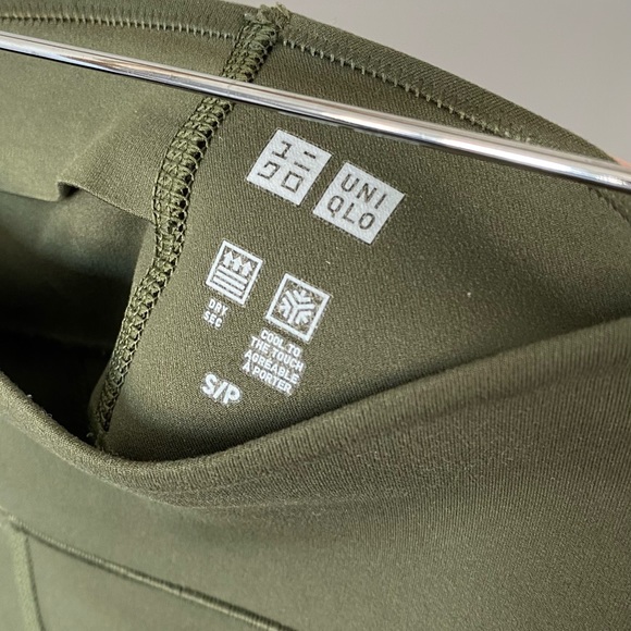 Uniqlo Soft Bike Shorts - Picture 4 of 5